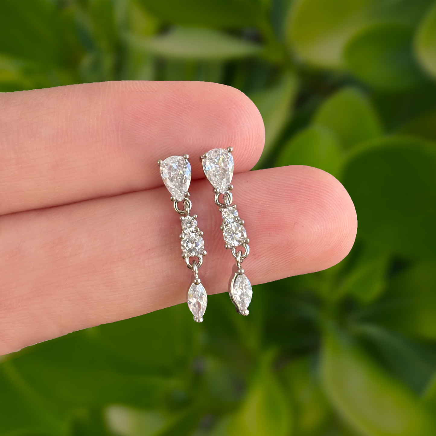 Aretes Plateados de Zirconias Chapa de Oro Az312