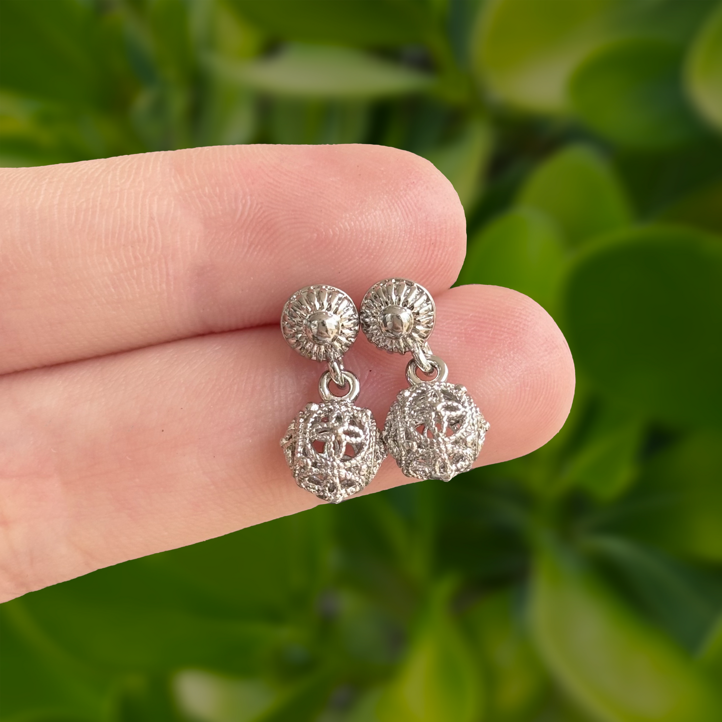 Aretes Bolita Plateada Chapa de Oro Az434