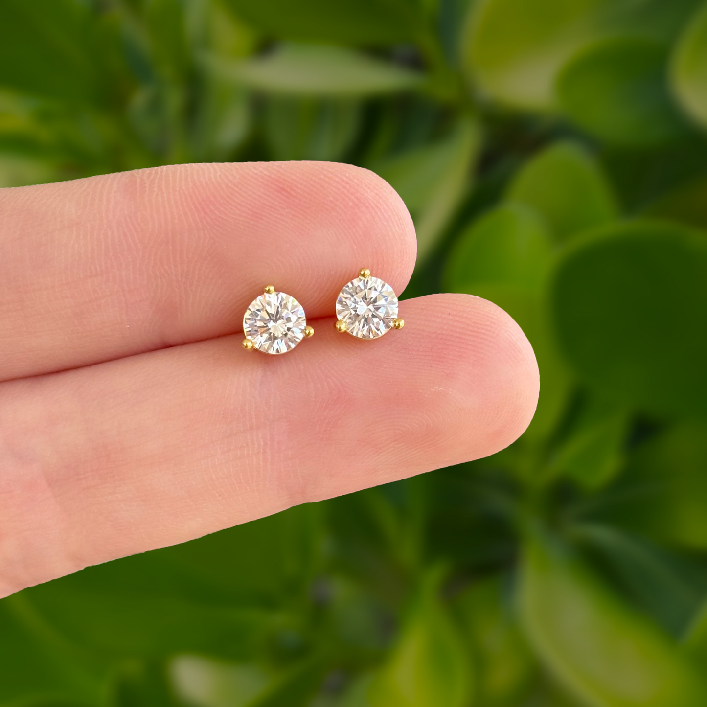 Aretes Zirconia Blanca Chapa de Oro Lu1