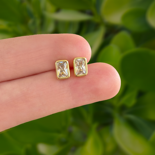 Aretes Dorados Mini Rectángulo Chapa de Oro Az94