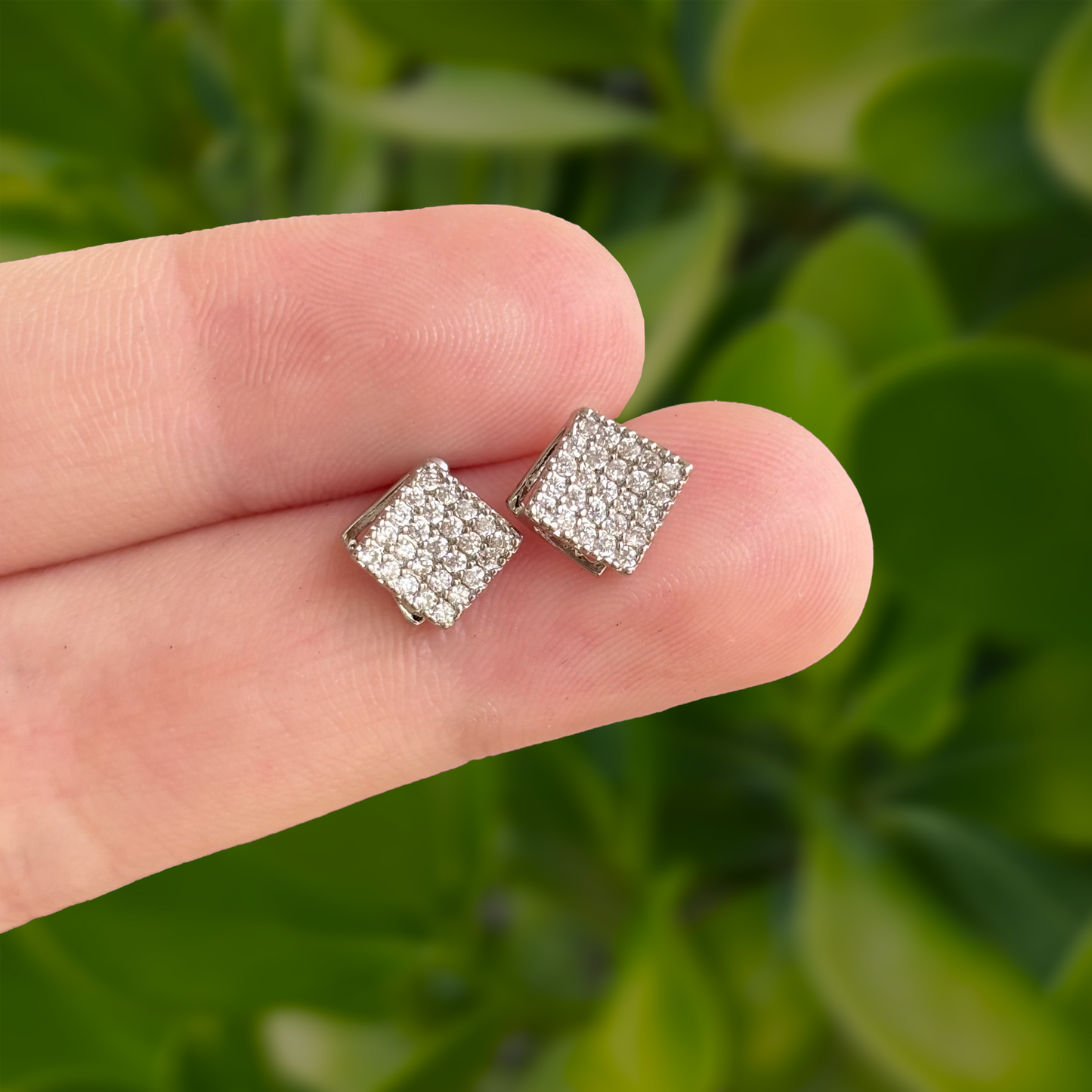 Aretes Rombo Plateado Zirconias Chapa de Oro Az59