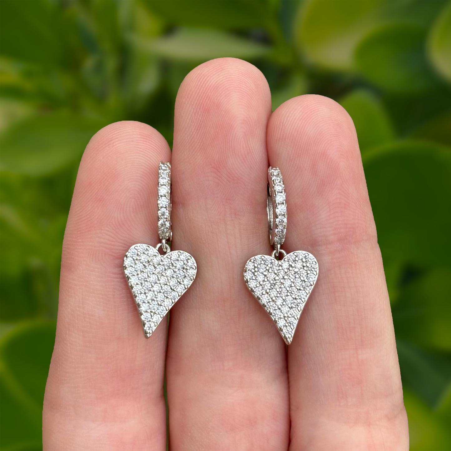 Aretes Arracada Plateada Corazón de Zirconias Chapa de Oro Az276