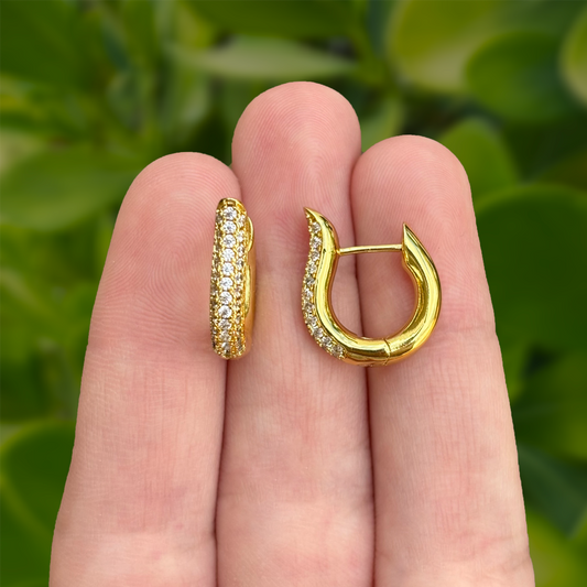 Aretes Arracada Irregular Dorada Con Zirconias Chapa de Oro Az255