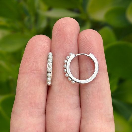 Aretes Arracada Plateada Perlitas Chapa de Oro 18K AZ228