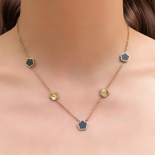 Collar Dorado Trebol Negro Acero Inoxidable