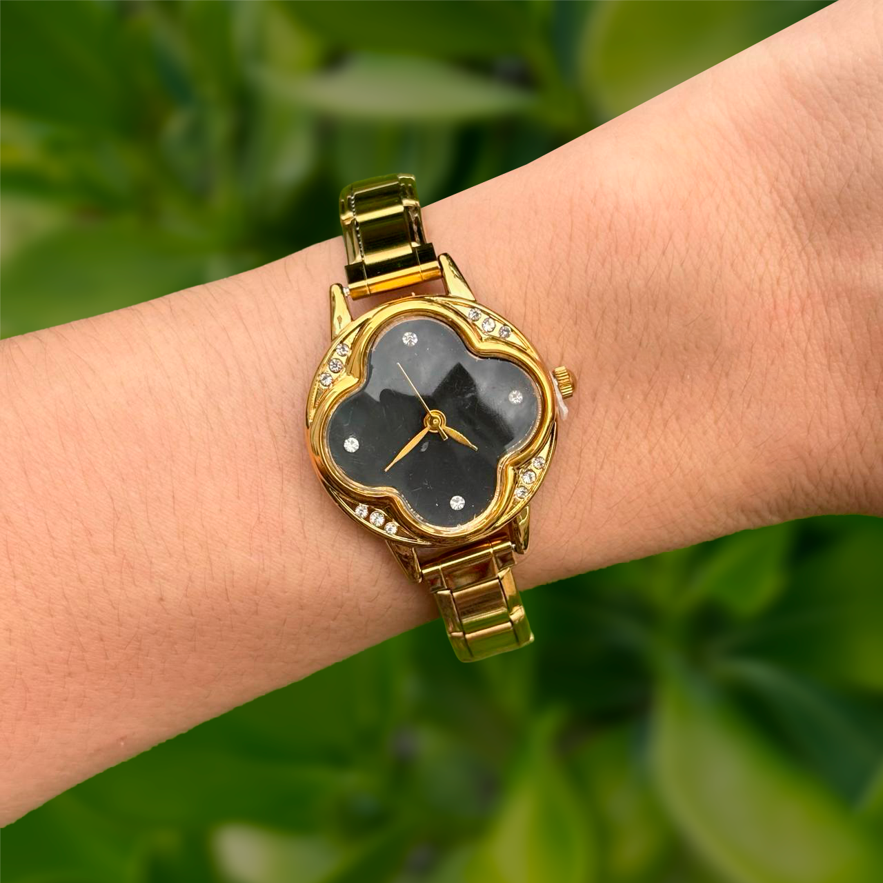 Reloj  Dorado Zirconia Trebol  Acero Inoxidable Li3