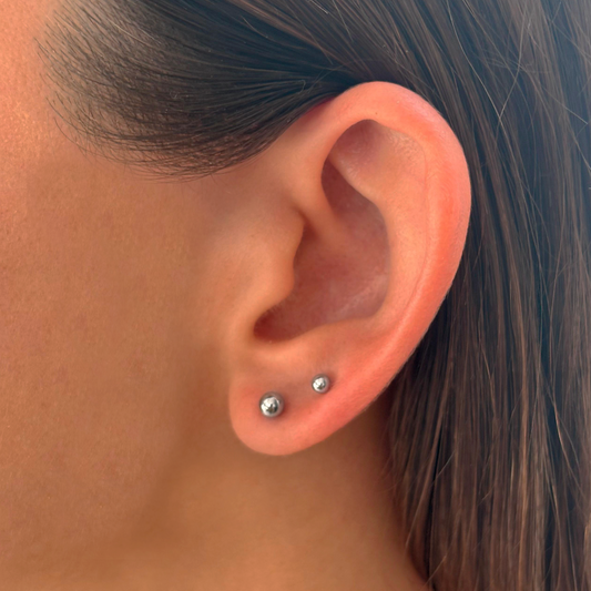 Piercing Bolita y Flat Plateada Gde Acero Inoxidable C701