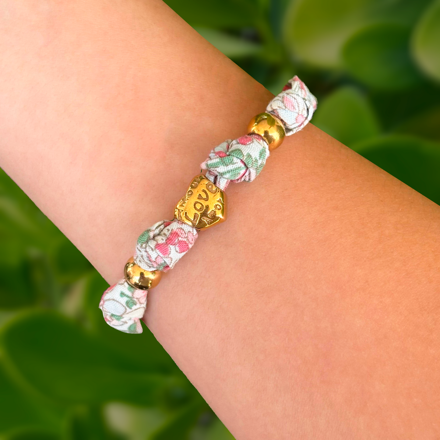 Pulsera Tela y Corazon Dorado Acero Inoxidable 1K4