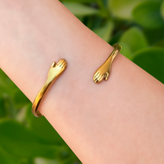 Pulsera Dorada Abrazo Acero Inoxidable  1U5