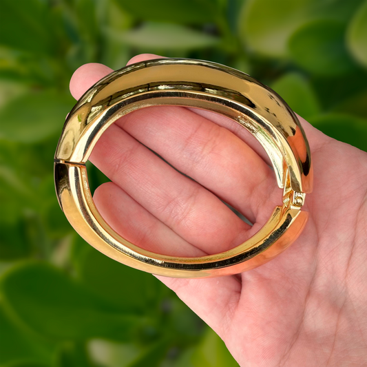 Pulsera Gruesa Dorada  R11