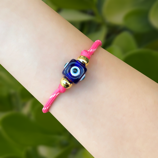 Pulsera Cuerda Rosa Coral Cubo Ojo  3i1
