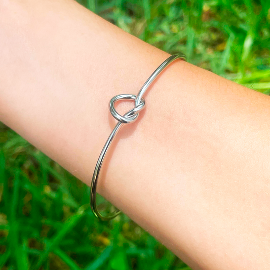 Pulsera Plateada Nudo Acero Inoxidable  3B5