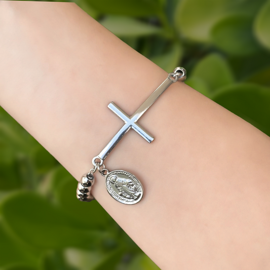 Pulsera Plateada Bolitas Cruz y Medalla 1M6