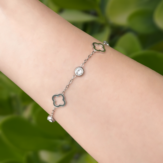Pulsera Plateada Trébol y Brillante Acero Inoxidable 1Z6