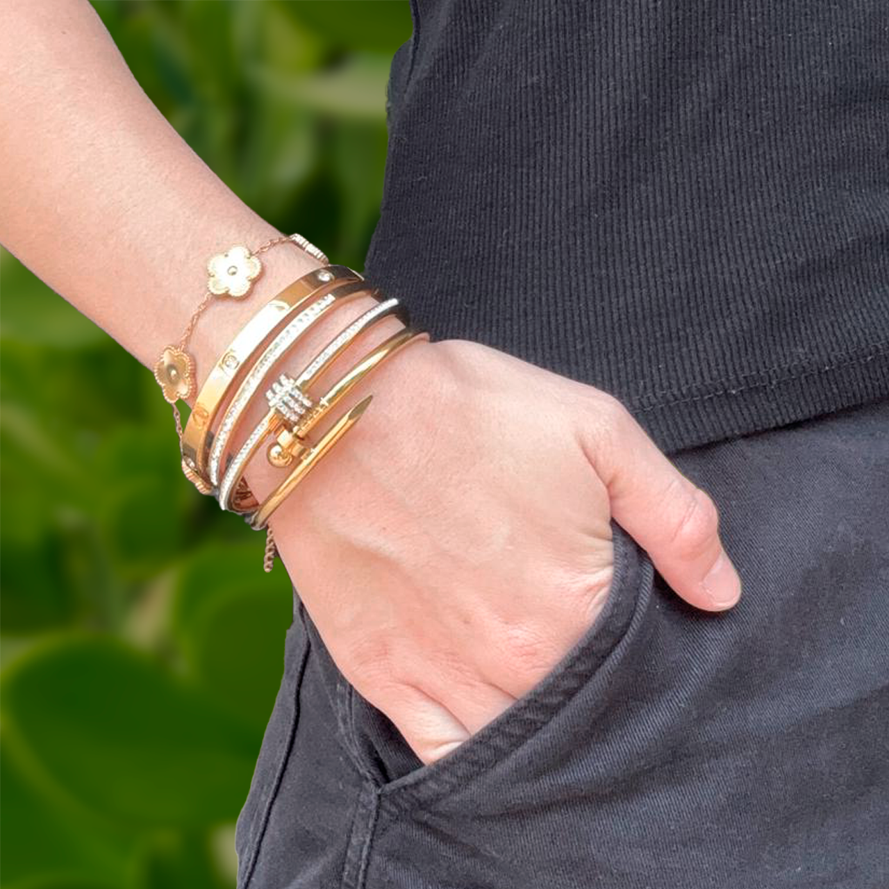 Set 5 pulseras Doradas Acero Inoxidable 1N8