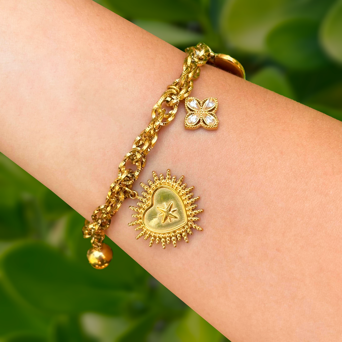Pulsera Dorada Charms Corazón Acero Inoxidable 2A3