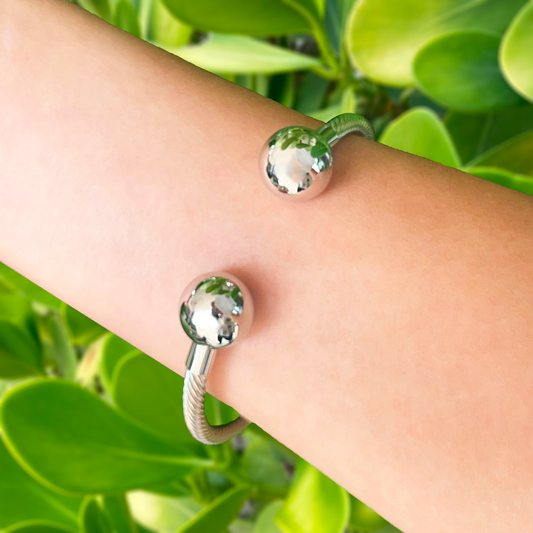 Pulsera Esferas Plateada Chapa de Oro C624