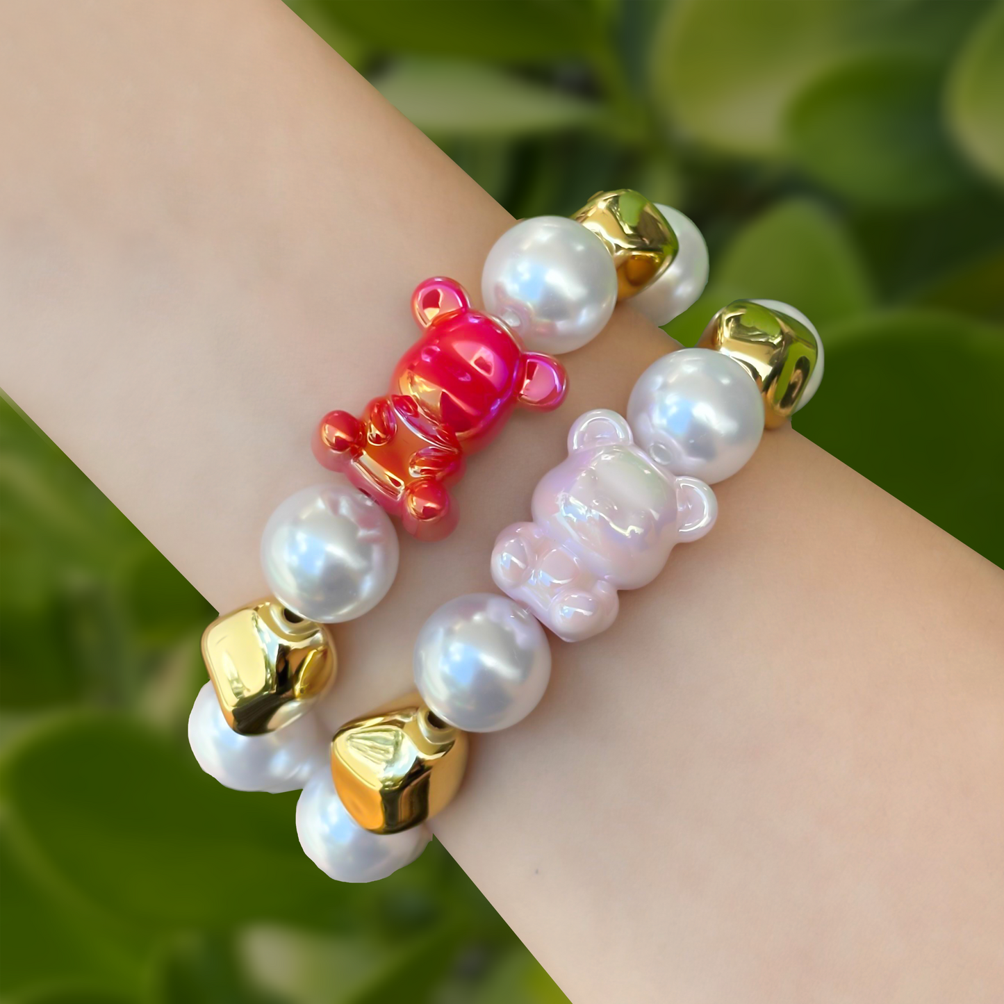 Pulsera Perlas Blancas Oso Rojo Tornasol  1W7