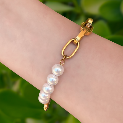 Pulsera Corazón Dorado con Perlas Acero Inoxidable 3H2