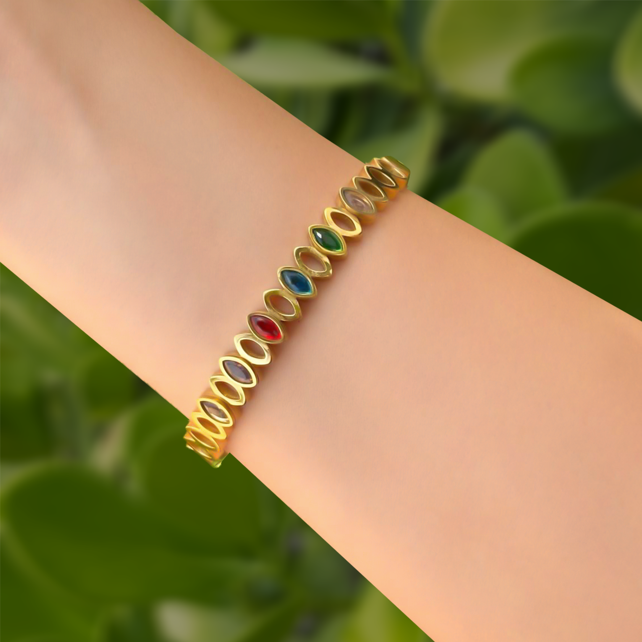 Pulsera Dorada Dura Piedras de Colores Acero Inoxidable C601