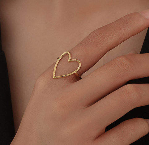 Anillo Corazón Dorado 2Y6