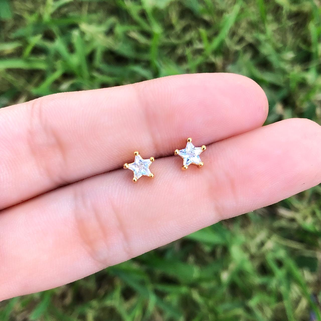 Aretes Estrella Chapa De Oro 18K Az219