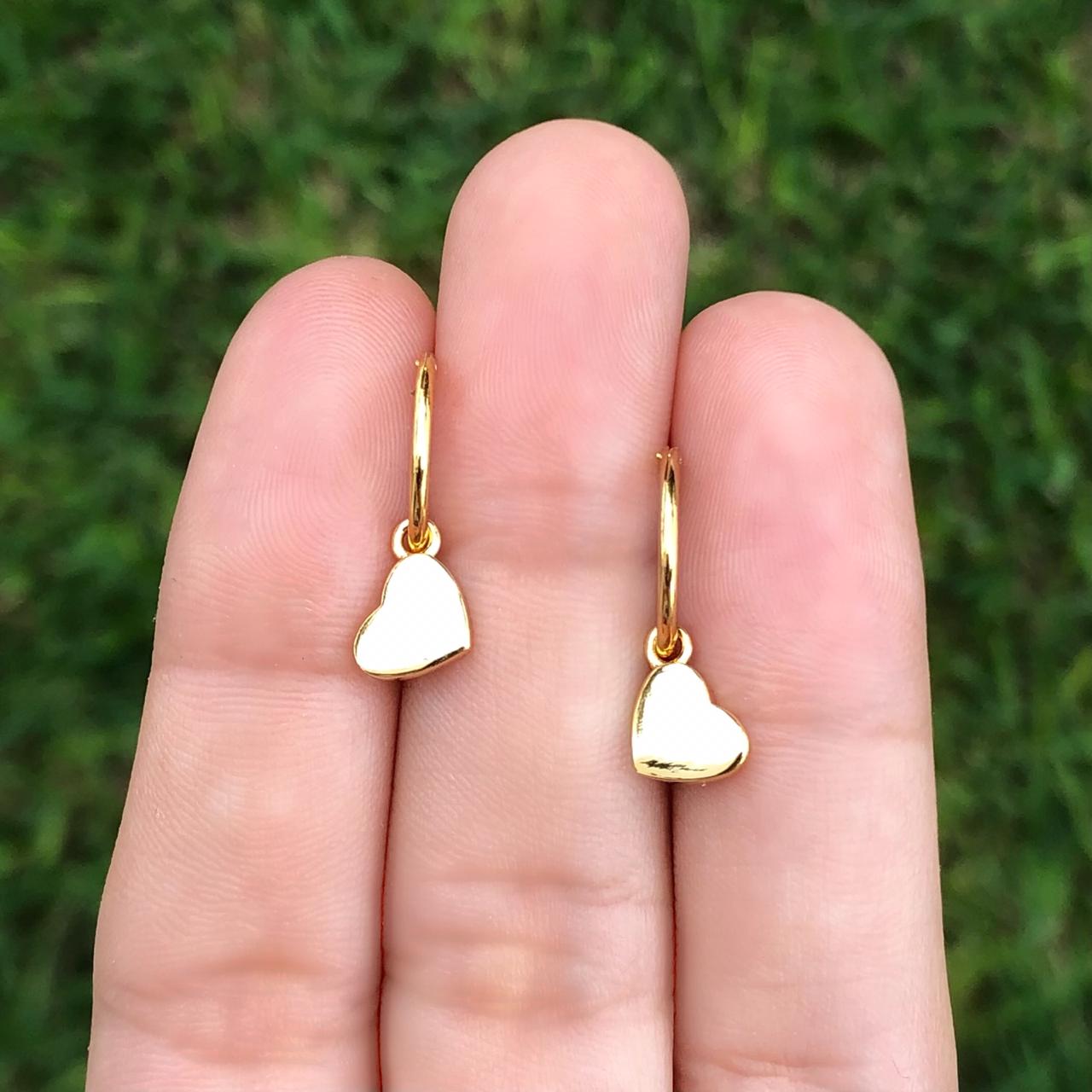 Aretes Corazon Chapa De Oro 18K Az128