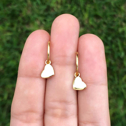 Aretes Corazon Chapa De Oro 18K Az128