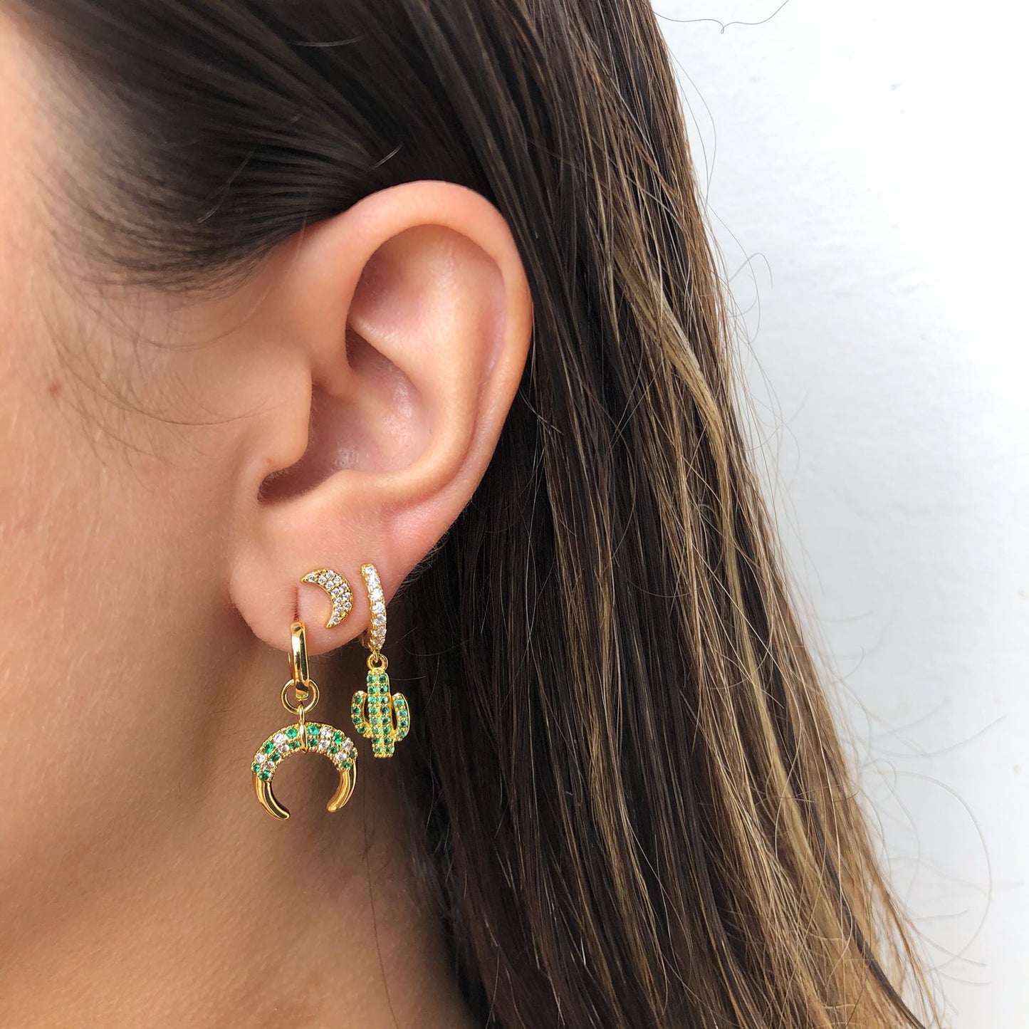 Aretes Luna Chapa de Oro Az194