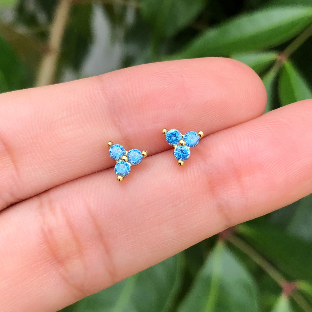 Aretes Trébol Azul Chapa De Oro R722