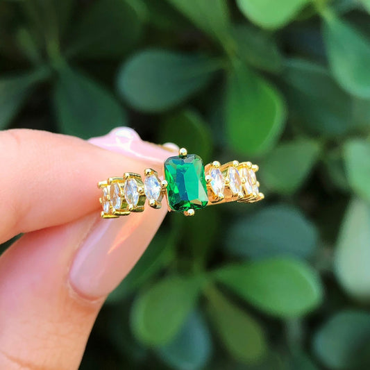 Anillo Zirconia Verde Ajustable Chapa de Oro C670